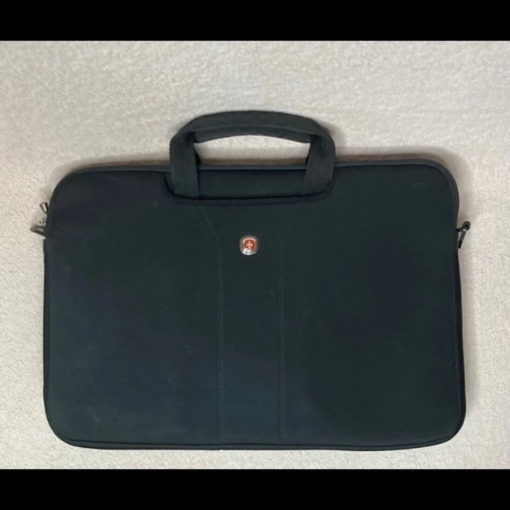 Wenger Legacy Neoprene Ultra Slim 17” Laptop Case-Black-Shoulder Strap-Business
